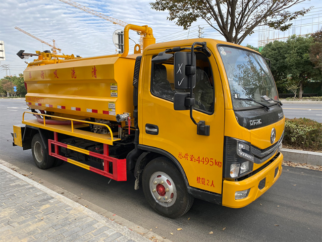 常德清洗吸污车